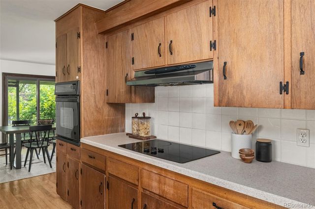 6944 S Lakeview Street, Littleton, CO 80120