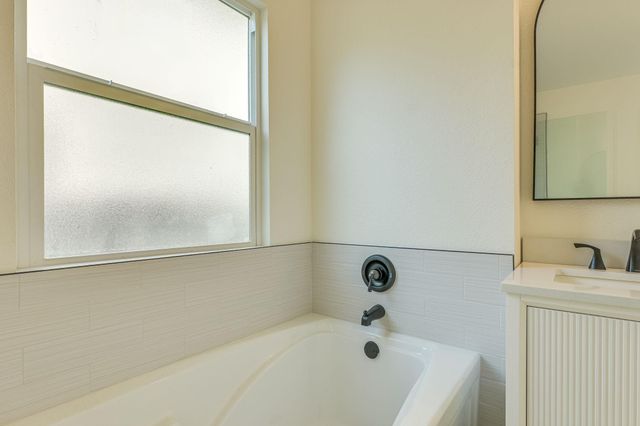 8304 Mauai DR, Austin, TX 78749