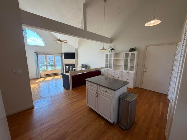 10 Chapman St 303, Weymouth, MA 02189