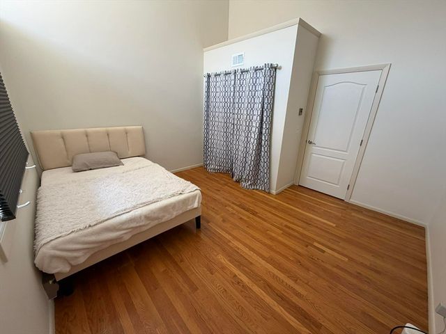 10 Chapman St 303, Weymouth, MA 02189