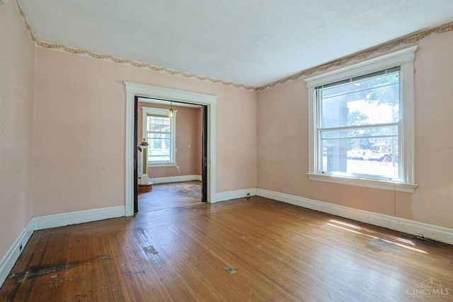 2916 Harrison Avenue, Cincinnati, OH 45211