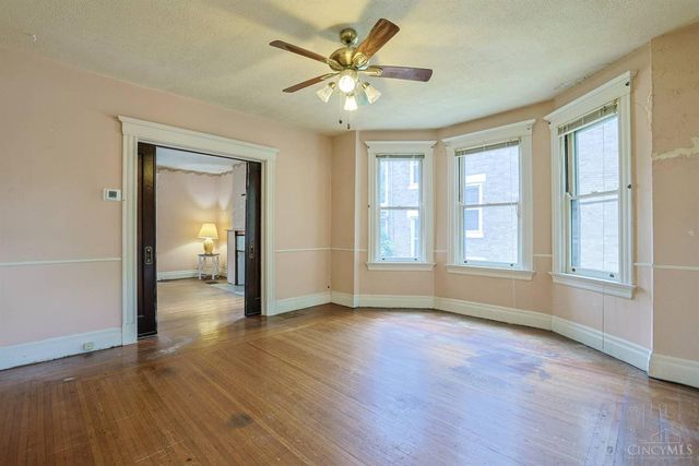 2916 Harrison Avenue, Cincinnati, OH 45211