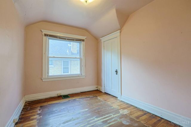 2916 Harrison Avenue, Cincinnati, OH 45211