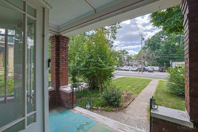 2916 Harrison Avenue, Cincinnati, OH 45211