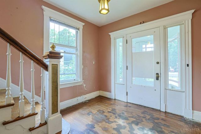 2916 Harrison Avenue, Cincinnati, OH 45211