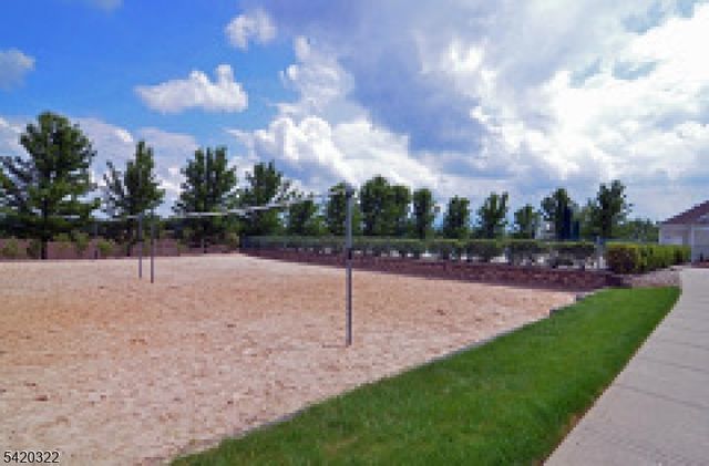 692 Honeybrook Cir 692, Lopatcong Twp., NJ 08886