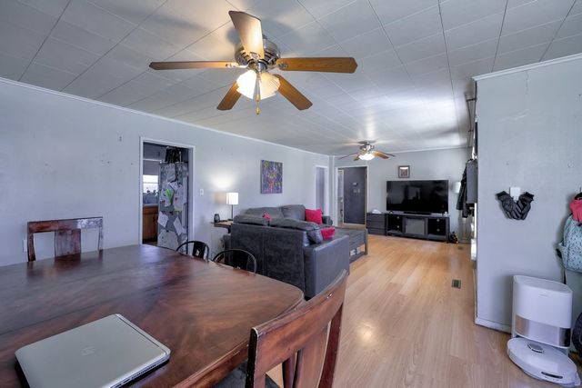 1010 Menor St, Winfield, KS 67156