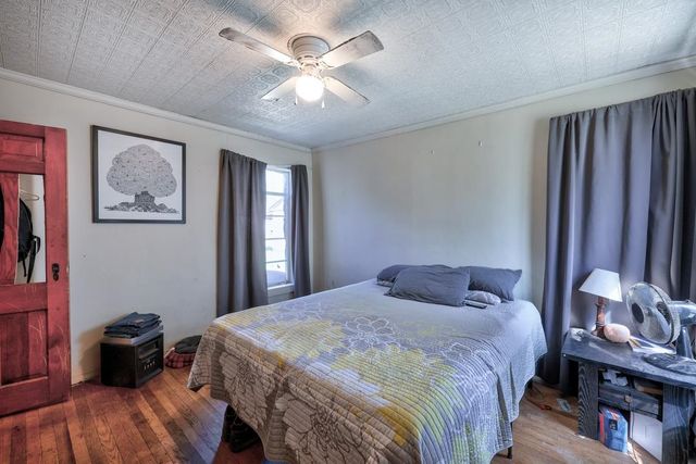 1010 Menor St, Winfield, KS 67156