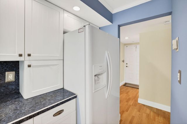 1410 Sheridan Street 19i, Hollywood, FL 33020