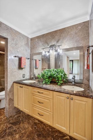 1410 Sheridan Street 19i, Hollywood, FL 33020