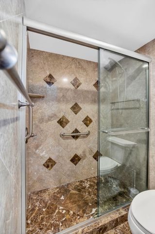 1410 Sheridan Street 19i, Hollywood, FL 33020