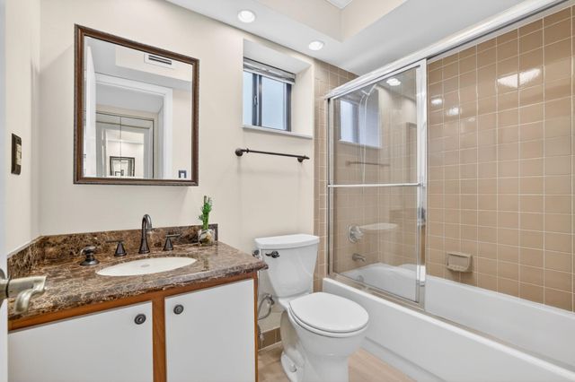 1410 Sheridan Street 19i, Hollywood, FL 33020