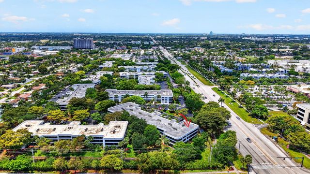 1410 Sheridan Street 19i, Hollywood, FL 33020