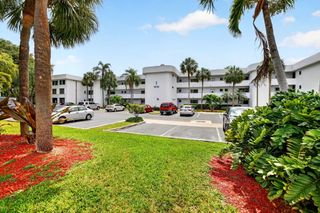 1410 Sheridan Street 19i, Hollywood, FL 33020