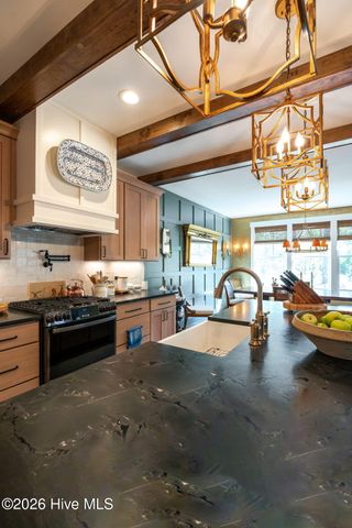 130 Sugar Sand Lane, West End, NC 27376