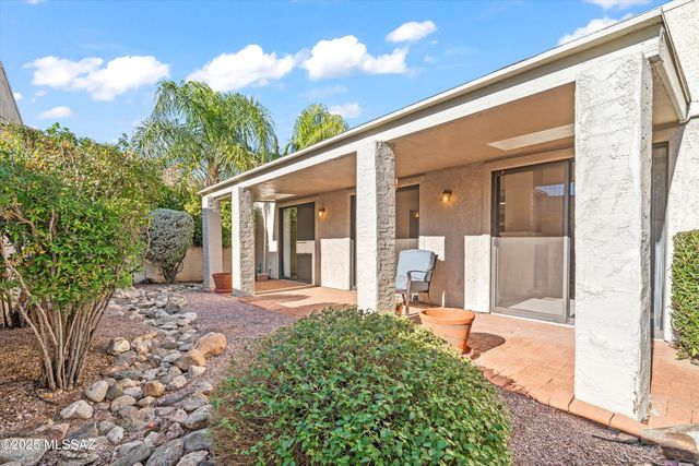 5557 N Sapphire Drive, Tucson, AZ 85750
