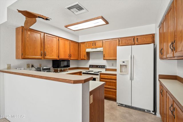 5557 N Sapphire Drive, Tucson, AZ 85750