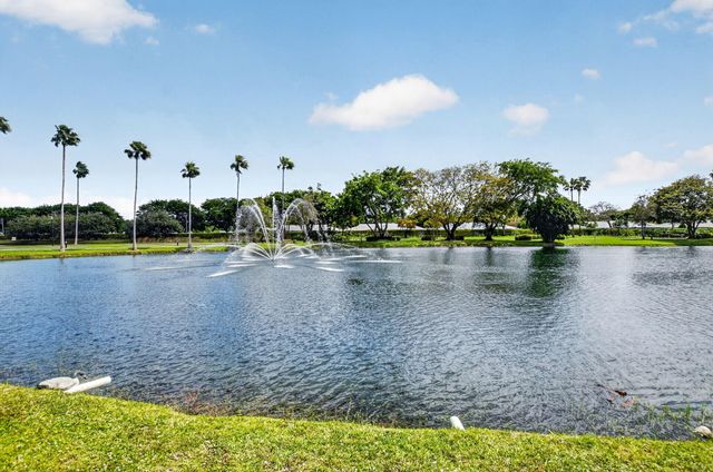 9708 Erica Court, Boca Raton, FL 33496