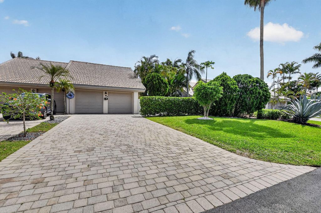 9708 Erica Court, Boca Raton, FL 33496