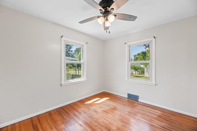 2617 N Erie, Wichita, KS 67205