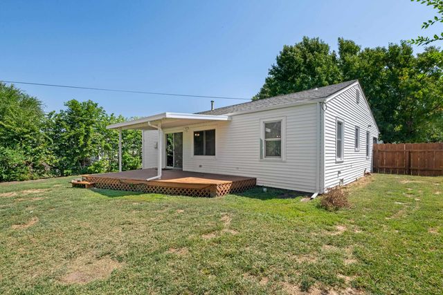 2617 N Erie, Wichita, KS 67205