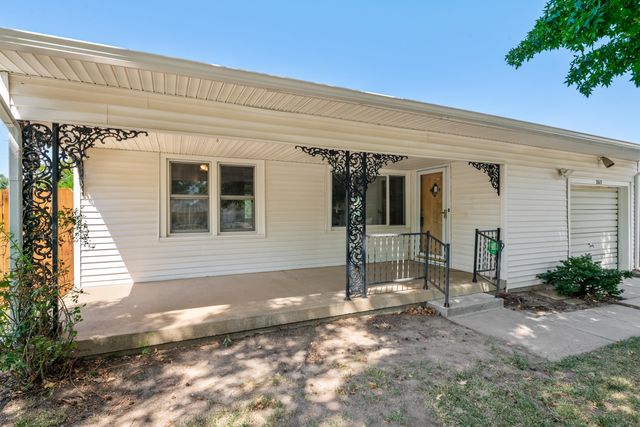 2617 N Erie, Wichita, KS 67205
