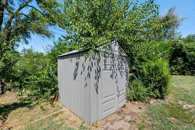 2617 N Erie, Wichita, KS 67205