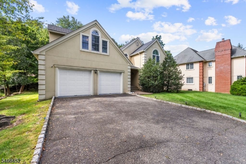 8 Ashland St, Caldwell Boro Twp., NJ 07006 — photo 2