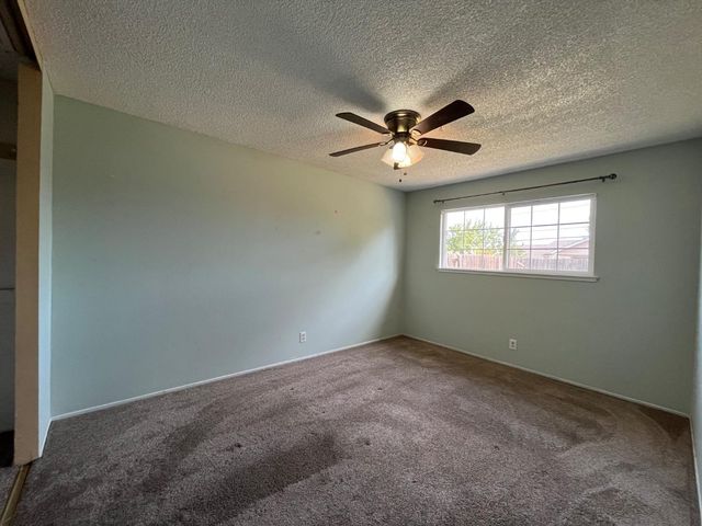 10429 White Rock Rd, Rancho Cordova, CA 95670