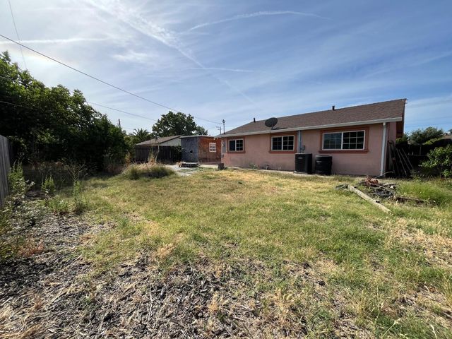 10429 White Rock Rd, Rancho Cordova, CA 95670