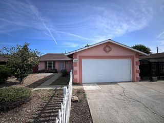 10429 White Rock Rd, Rancho Cordova, CA 95670