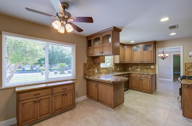 1770 W Celeste Avenue, Fresno, CA 93711