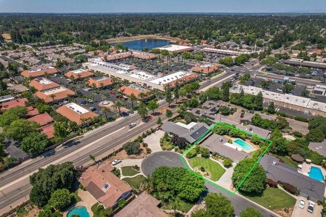 1770 W Celeste Avenue, Fresno, CA 93711