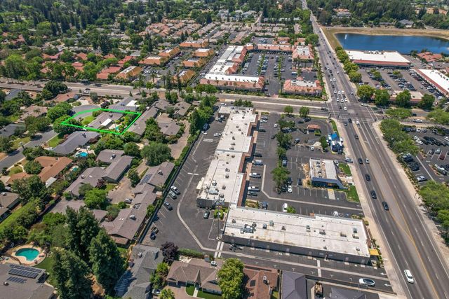1770 W Celeste Avenue, Fresno, CA 93711