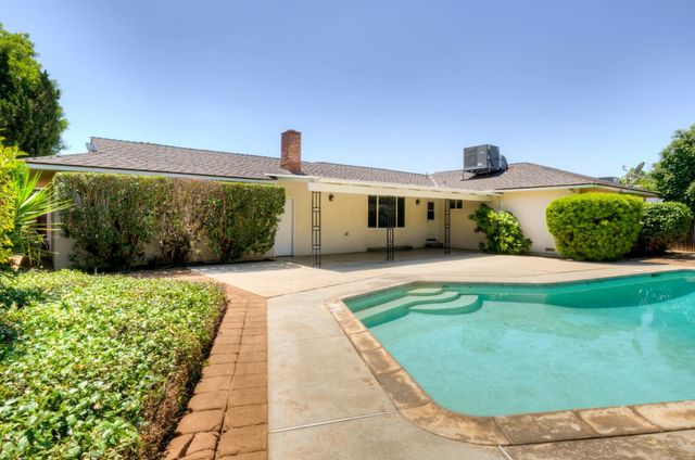 1770 W Celeste Avenue, Fresno, CA 93711