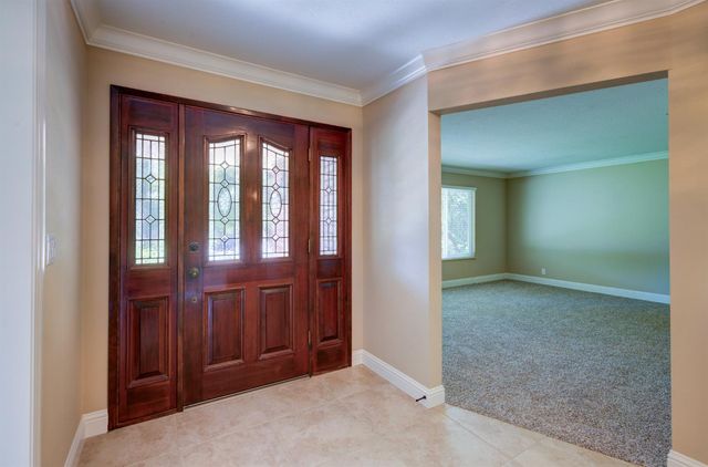 1770 W Celeste Avenue, Fresno, CA 93711
