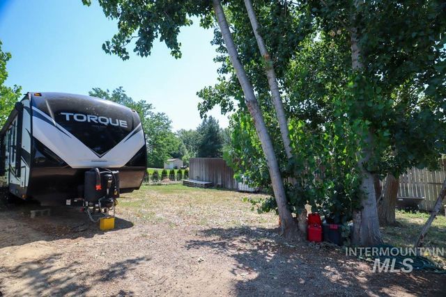 140 N Iowa Ave, Payette, ID 83661
