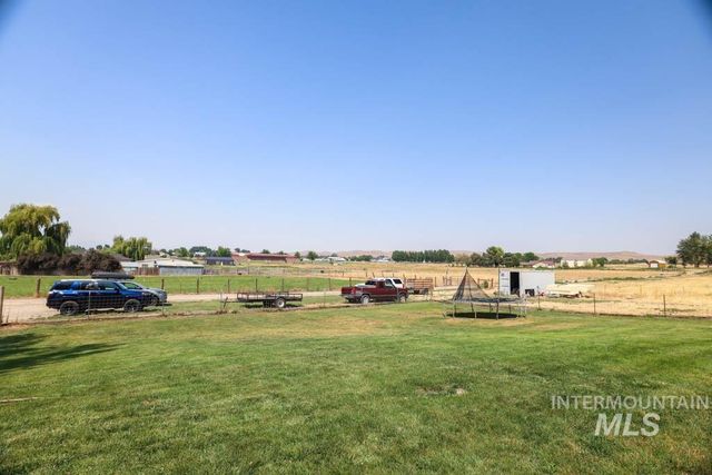 140 N Iowa Ave, Payette, ID 83661