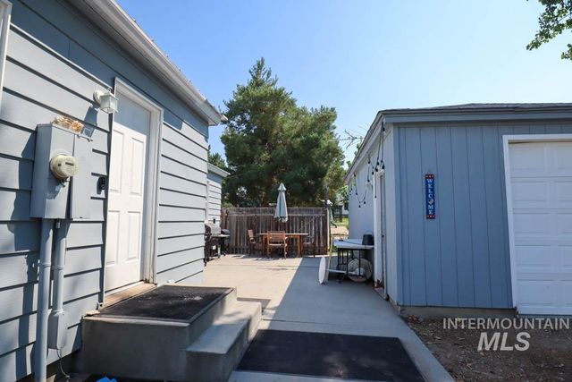 140 N Iowa Ave, Payette, ID 83661