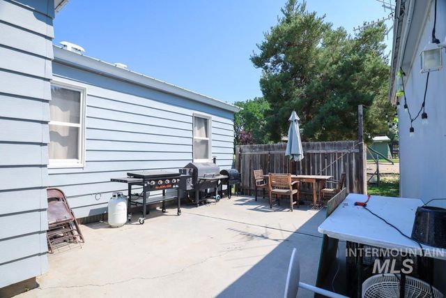 140 N Iowa Ave, Payette, ID 83661