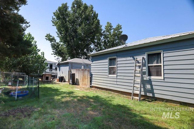 140 N Iowa Ave, Payette, ID 83661
