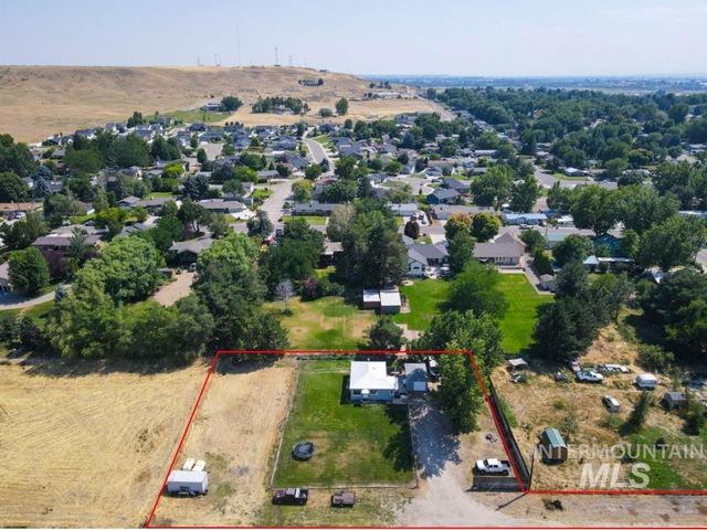 140 N Iowa Ave, Payette, ID 83661