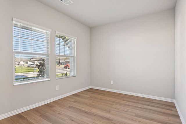 2224 Mustang Way, Seagoville, TX 75159