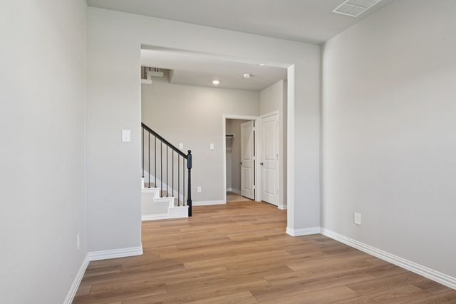 2224 Mustang Way, Seagoville, TX 75159