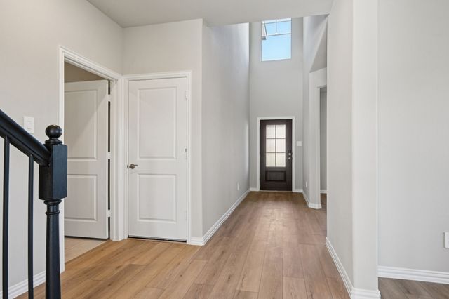 2224 Mustang Way, Seagoville, TX 75159