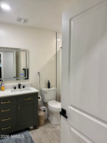 326 E PEBBLE BEACH Drive, Tempe, AZ 85282