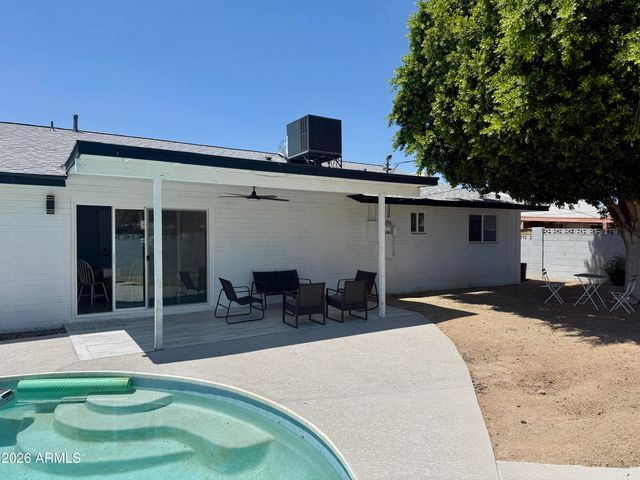 326 E PEBBLE BEACH Drive, Tempe, AZ 85282