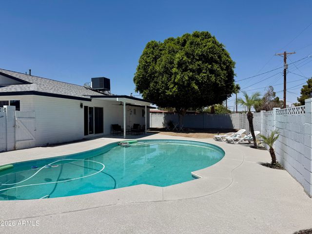 326 E PEBBLE BEACH Drive, Tempe, AZ 85282