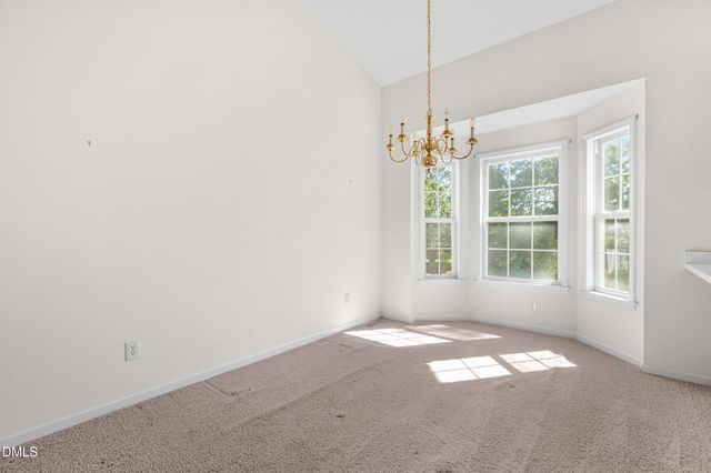 105 Mckenzie Circle, Clayton, NC 27520