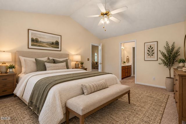 105 Mckenzie Circle, Clayton, NC 27520